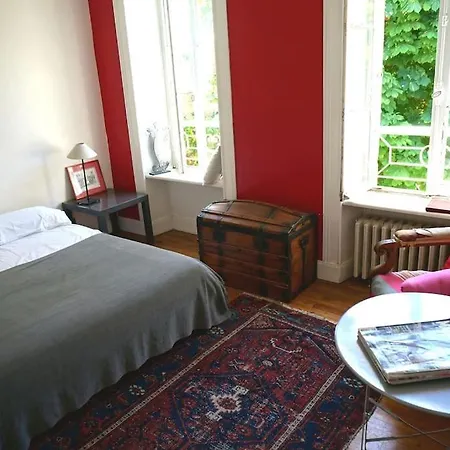 La Rochelle -la Penaridere -21 Pers