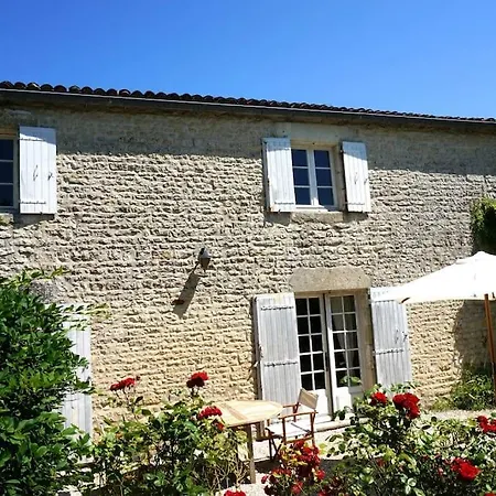 La Rochelle -la Penaridere -21 Pers Villa